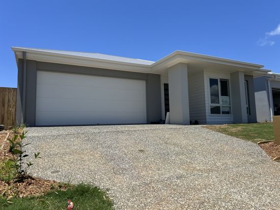 4 bedrooms House in 13 Tulip Wood St GRIFFIN QLD, 4503