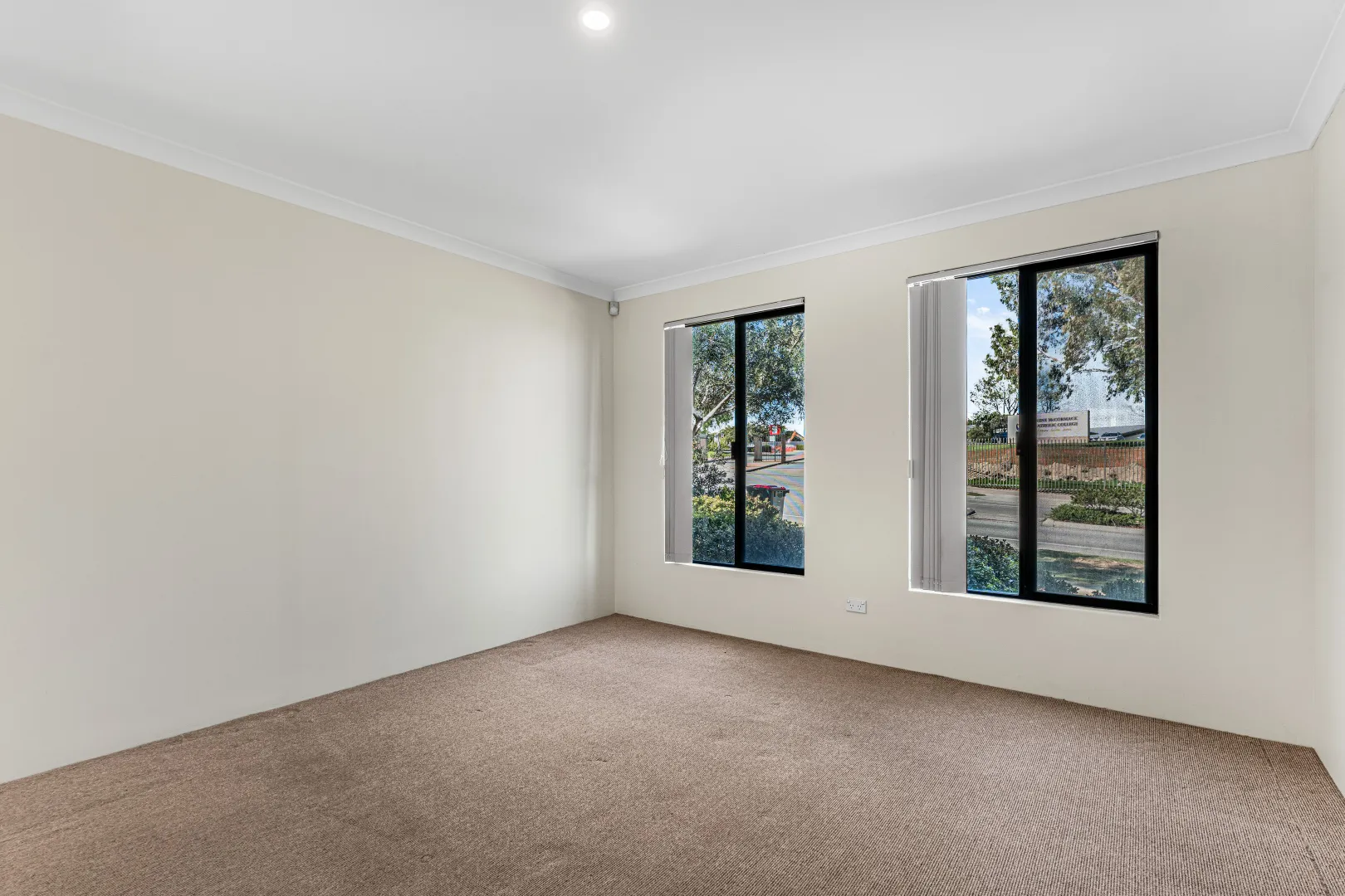 House in Butler - View 5