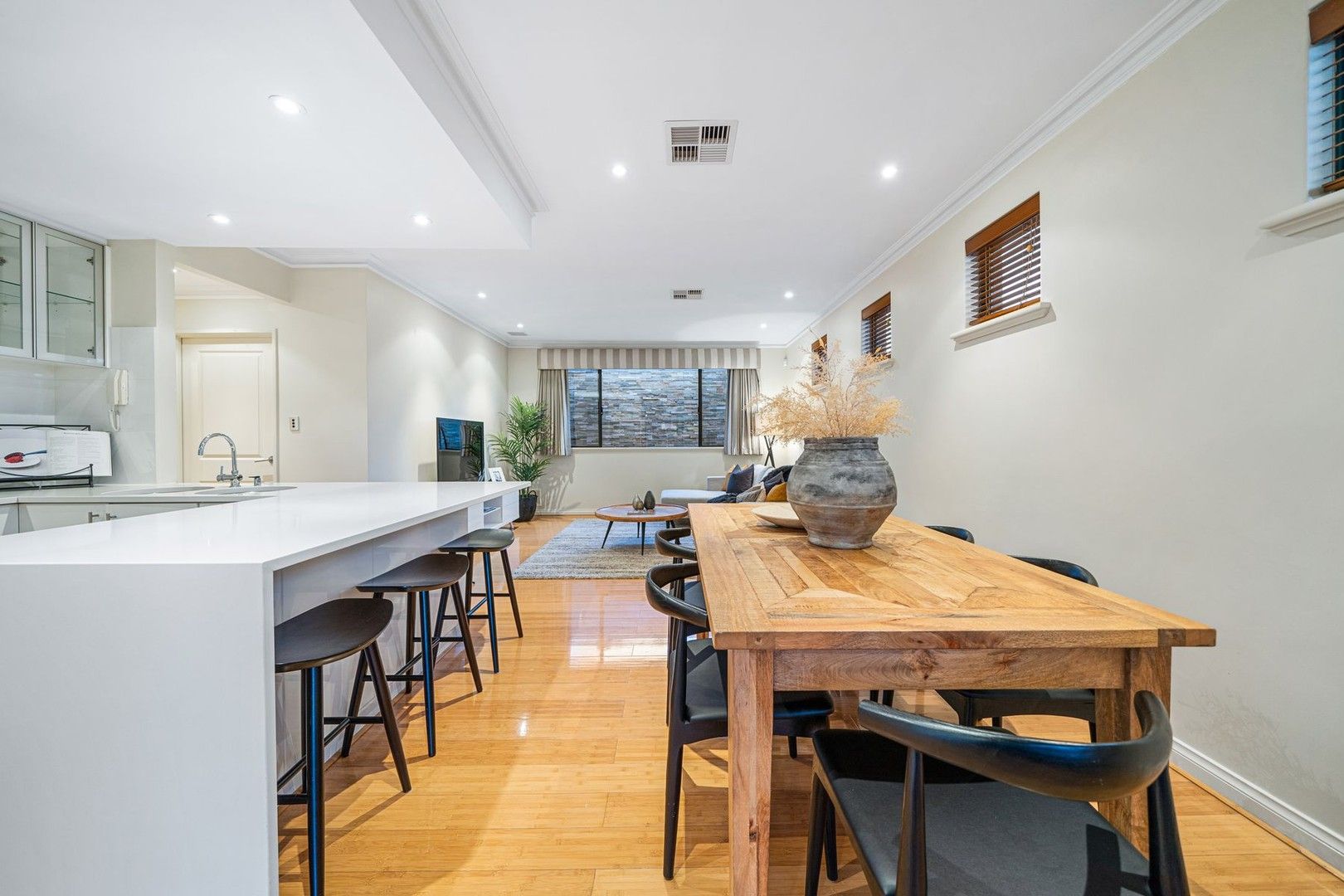 3 bedrooms House in 65A Third Avenue MOUNT LAWLEY WA, 6050