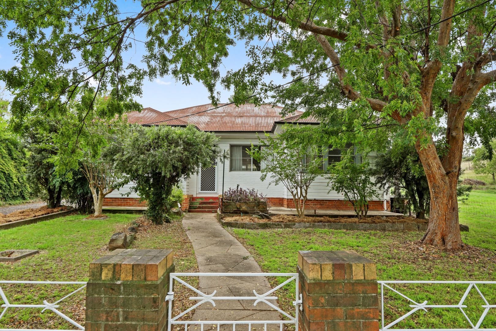 430 Armidale Road, Nemingha NSW 2340, Image 2