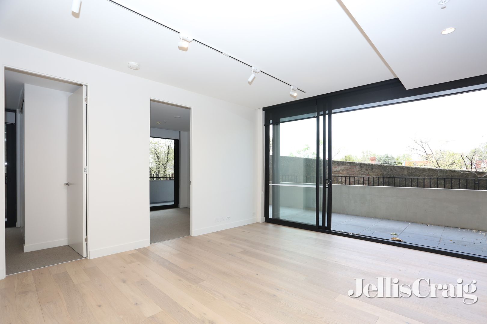 112/237 Napier Street, Fitzroy VIC 3065, Image 2