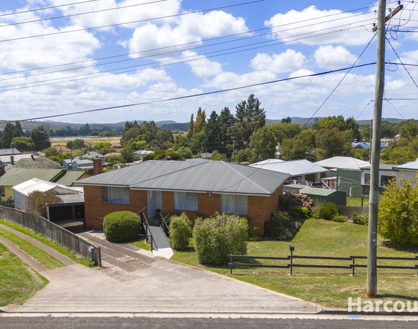 10 East Westbury Place, Deloraine TAS 7304