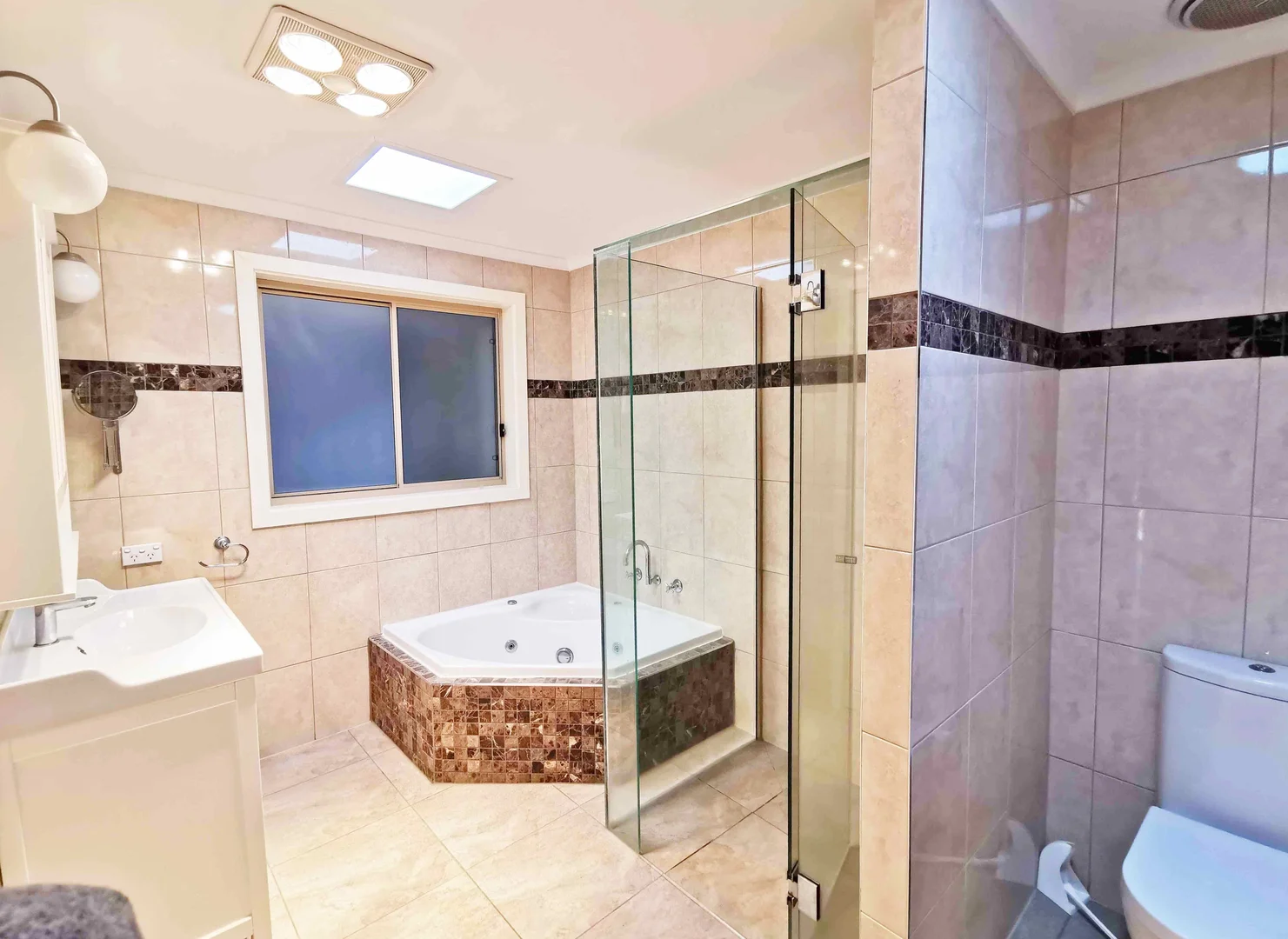 Additional image 15 of 3 Crows Lane, Glen Waverley VIC 3150