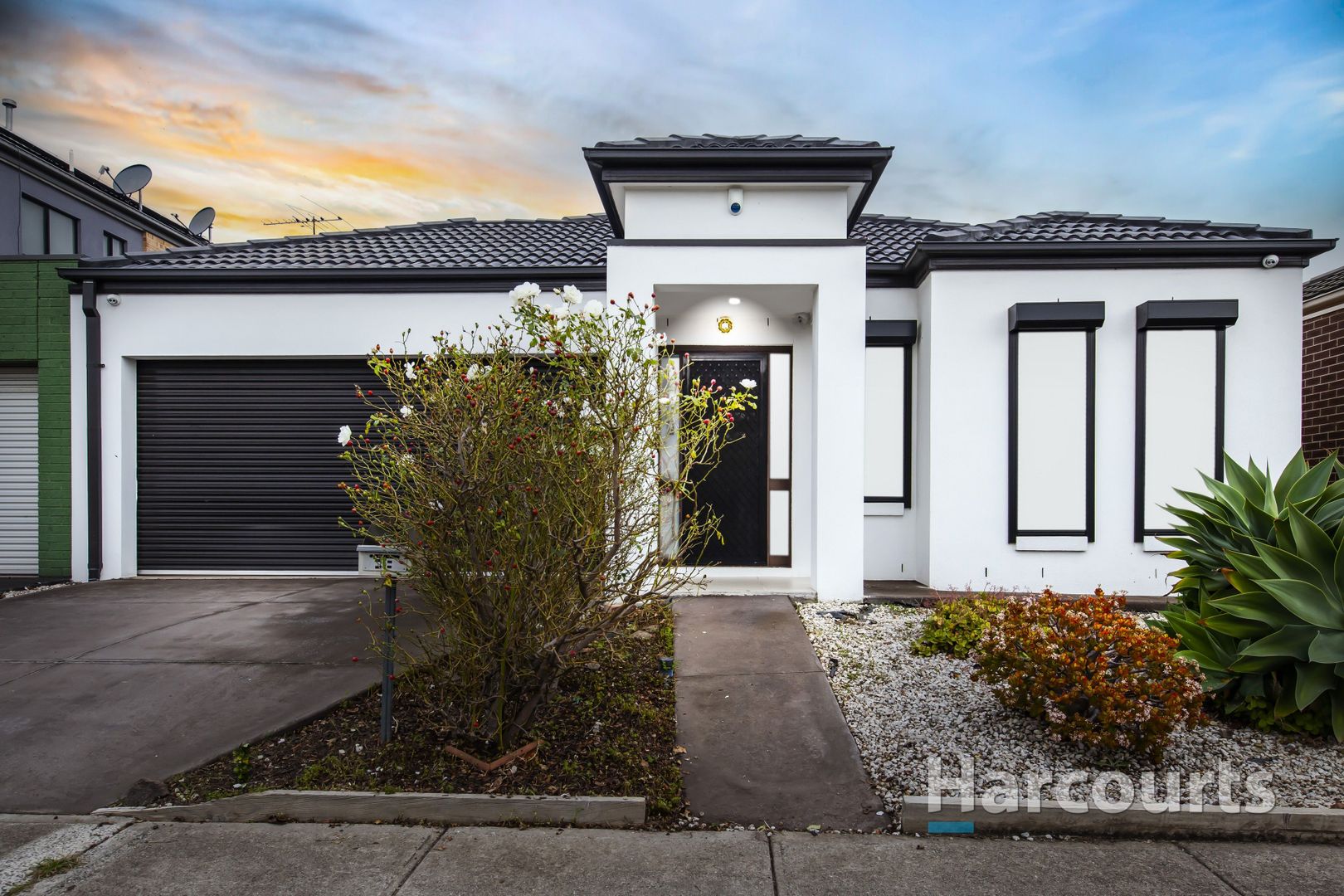 3 bedrooms House in 19 Wattle Grove Road CAIRNLEA VIC, 3023