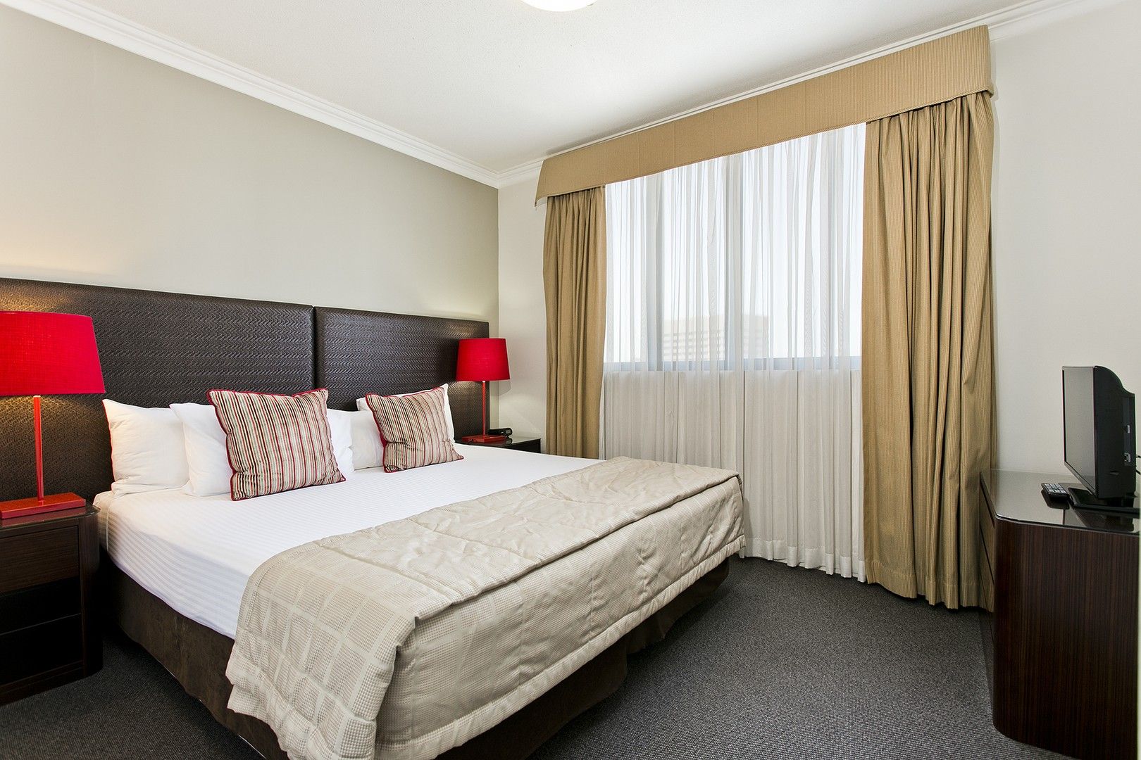 1 bedrooms Apartment / Unit / Flat in 906/570 Queen Street BRISBANE CITY QLD, 4000