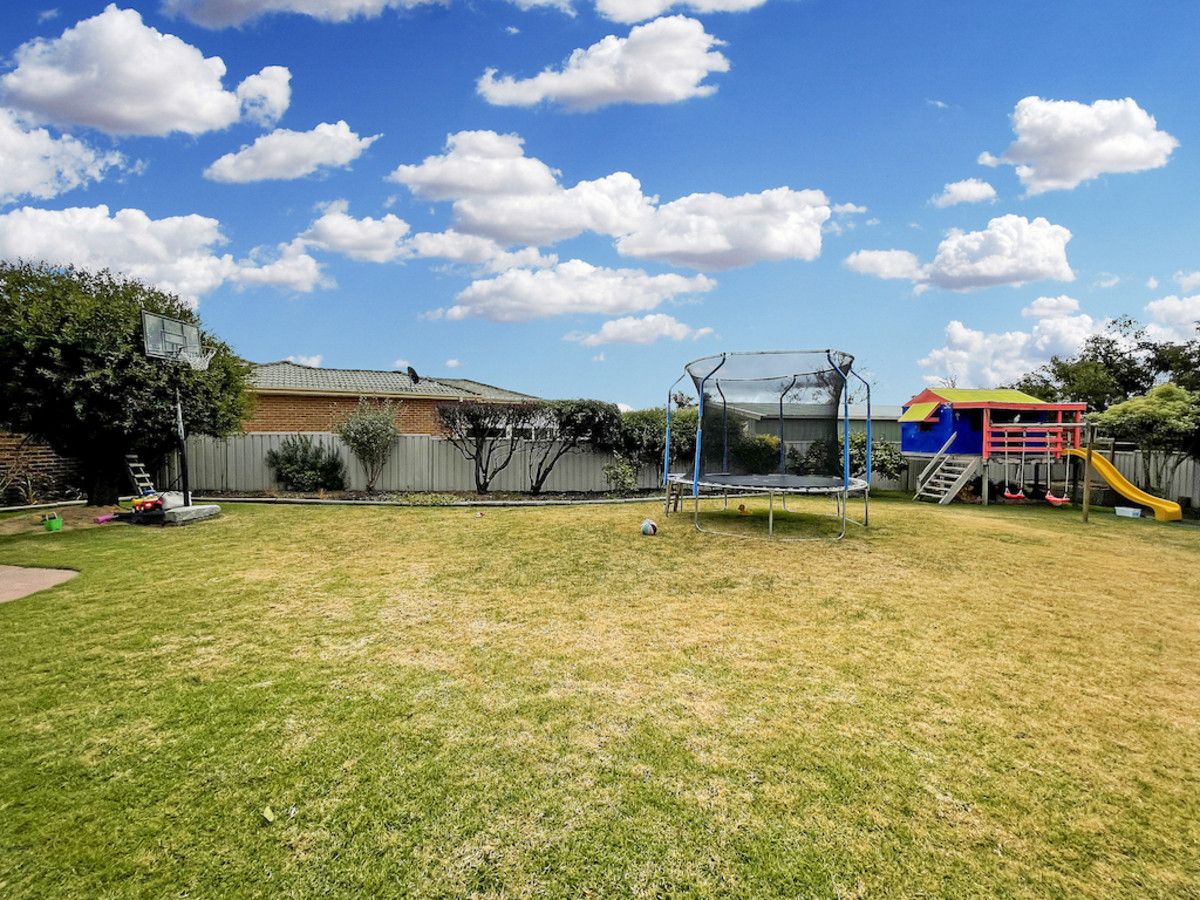 52 Constantina Circuit, Goulburn NSW 2580, Image 2