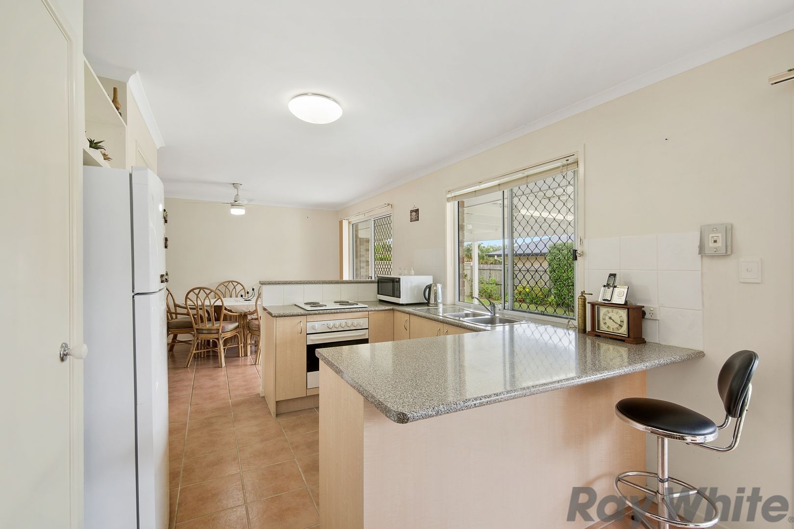 16 Clair Avenue, Deception Bay QLD 4508, Image 1