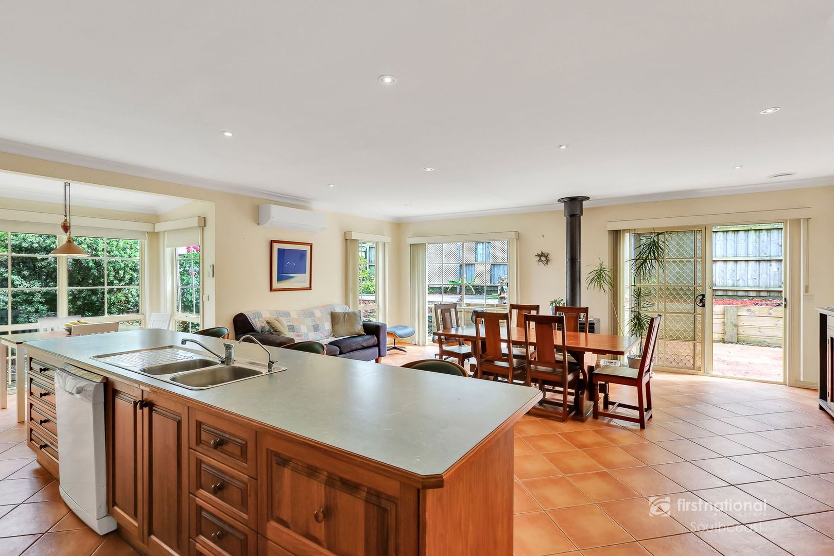 9 Darling Avenue, Inverloch VIC 3996 House For Rent 550 Domain