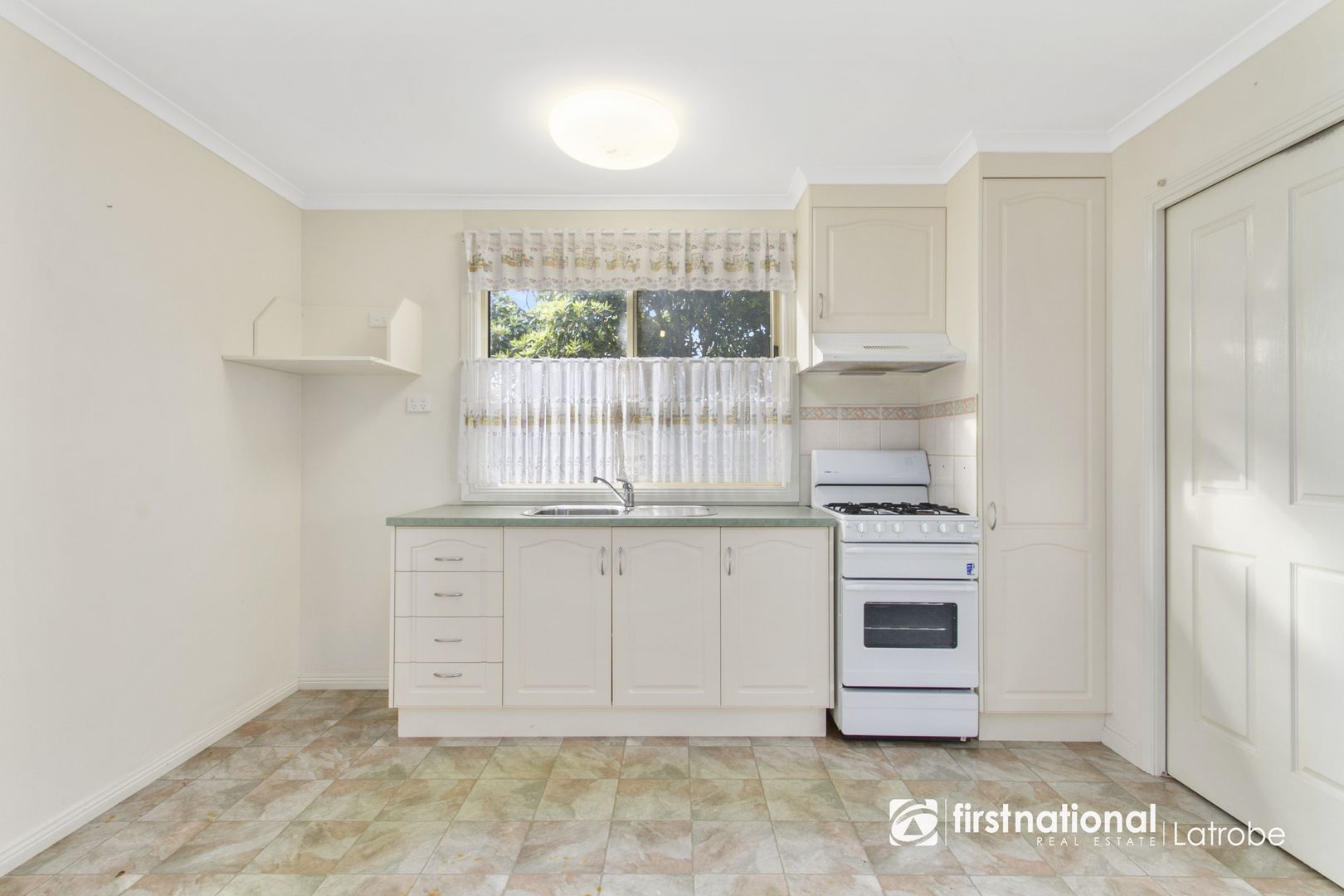 69 Euston Road Mayfair Gardens, Traralgon VIC 3844, Image 2