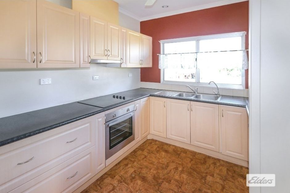 4 bedrooms House in 21 Cox Crescent KATHERINE NT, 0850