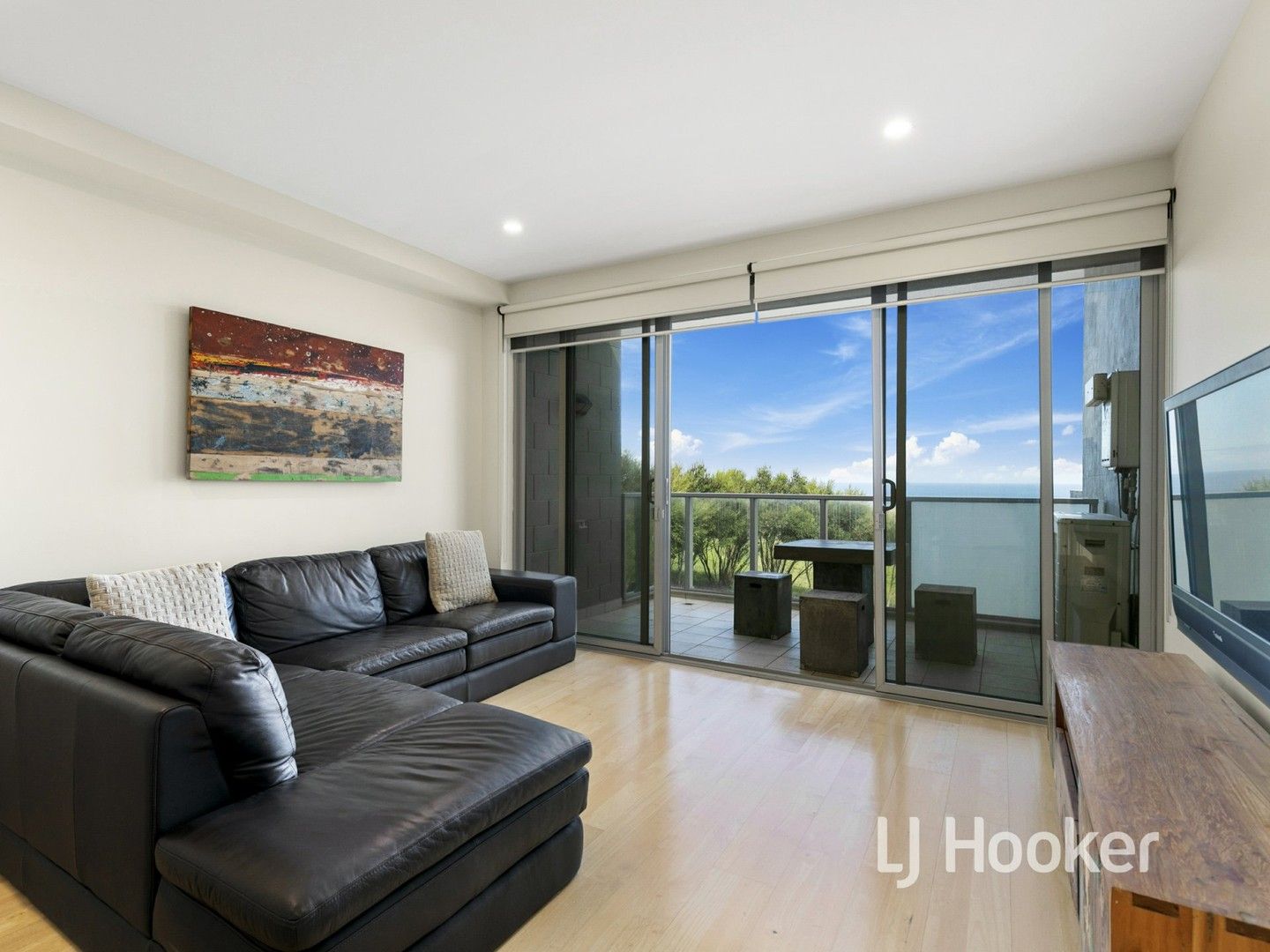 1 bedrooms Apartment / Unit / Flat in 8/5 Sapphire View SAN REMO VIC, 3925