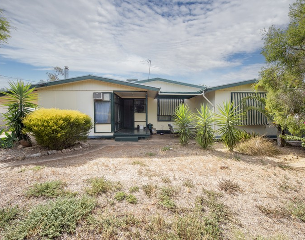 21 Flinders Street, Crystal Brook SA 5523