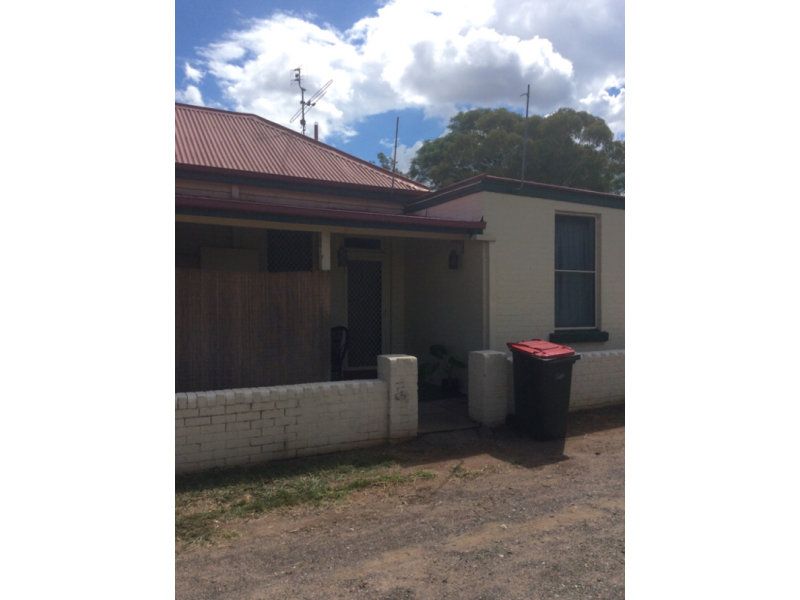 1/98 Griffin Avenue, Tamworth NSW 2340, Image 2