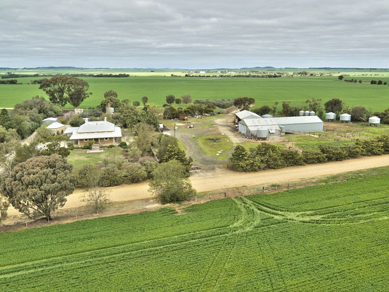 "Glen Eagle" Flagstaff Road, Mintaro SA 5415, Image 0