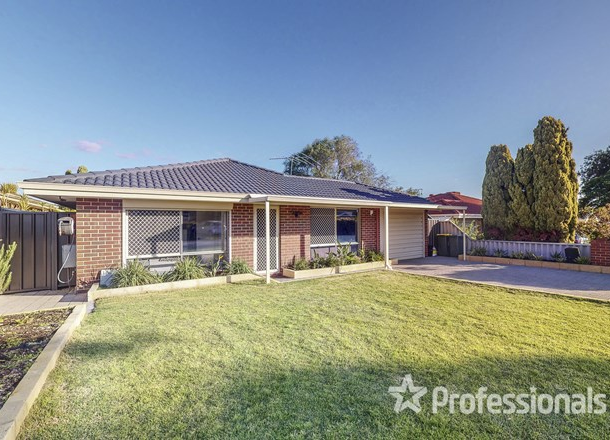 30 Richenda Court, Marangaroo WA 6064