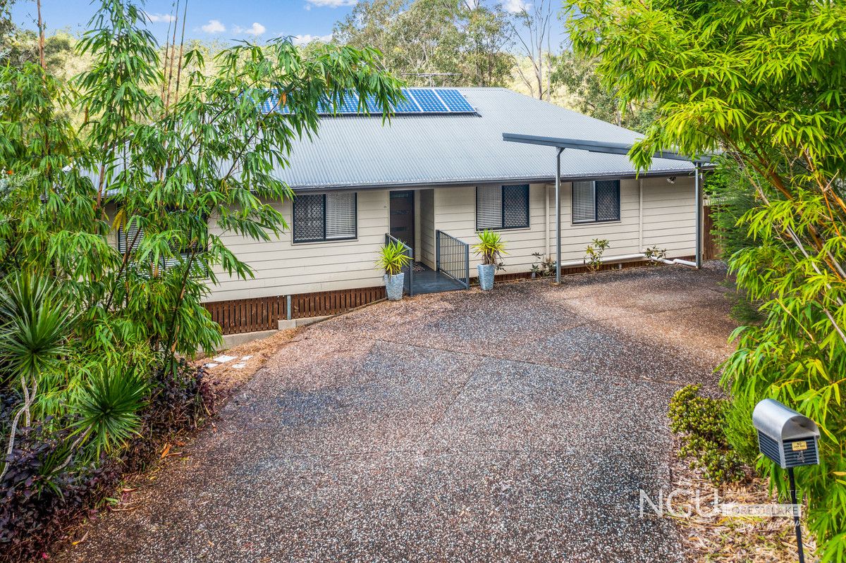 4 bedrooms House in 4 Noble Place GOODNA QLD, 4300