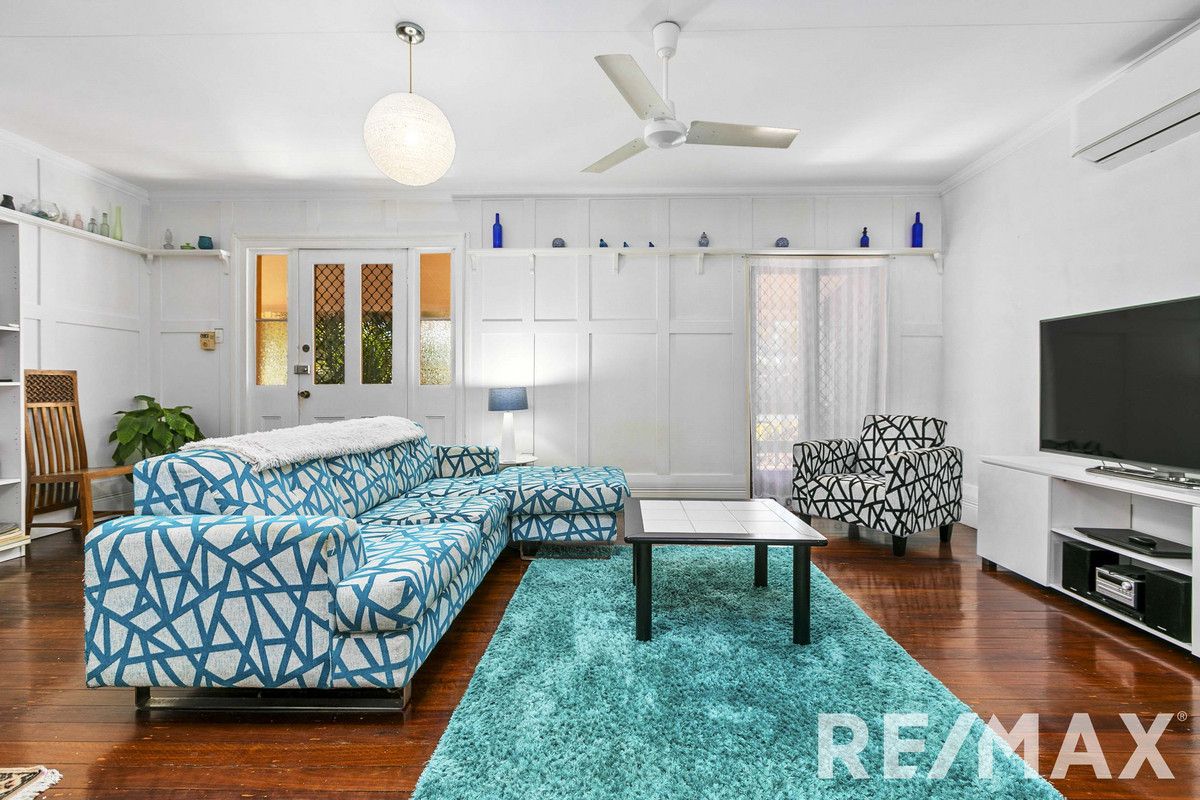 30-32 Hurley Street, Howard QLD 4659, Image 2