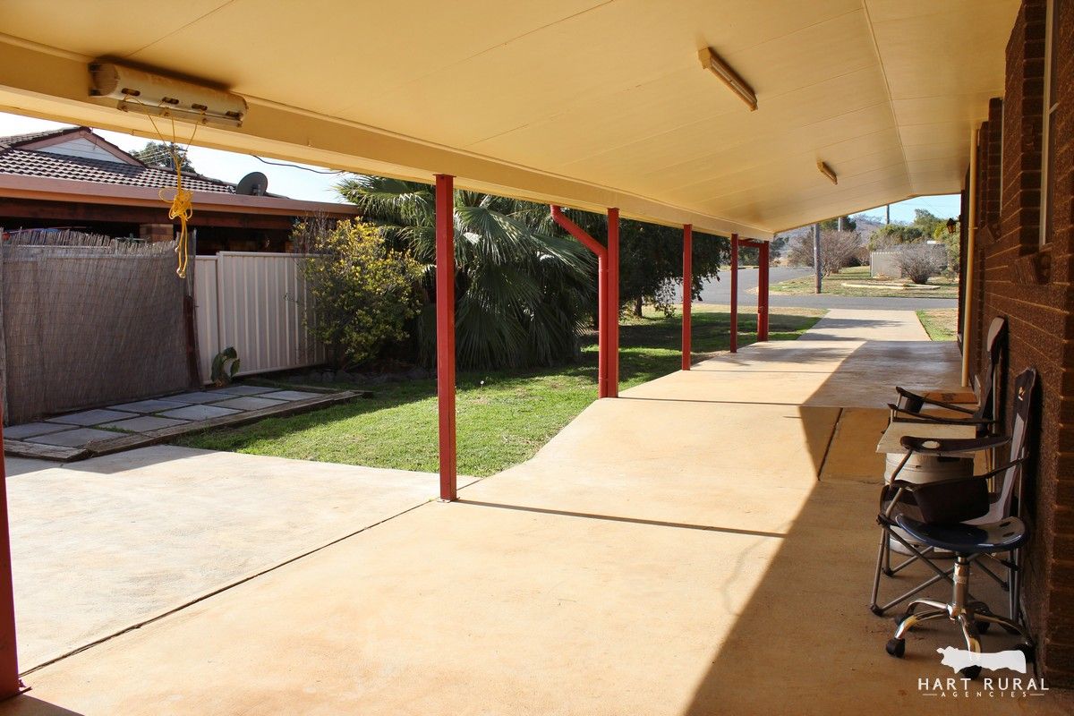 9 Merindah Avenue, Manilla NSW 2346, Image 1