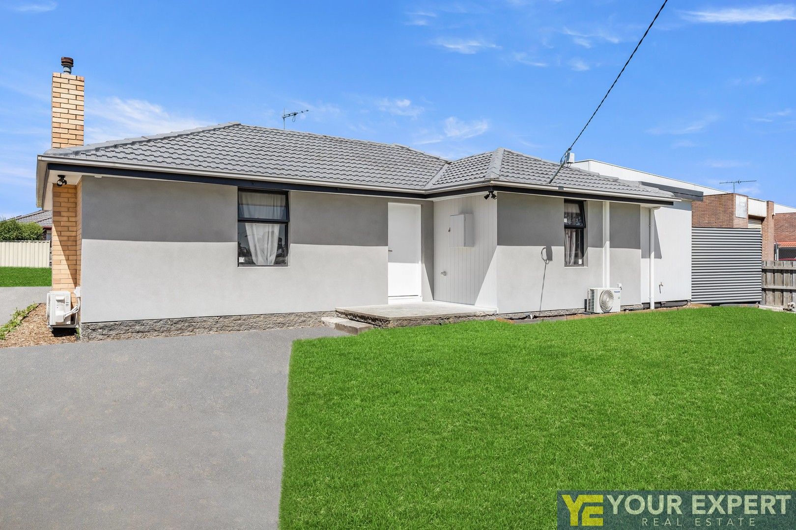 4 bedrooms House in 9 Western Way NARRE WARREN VIC, 3805