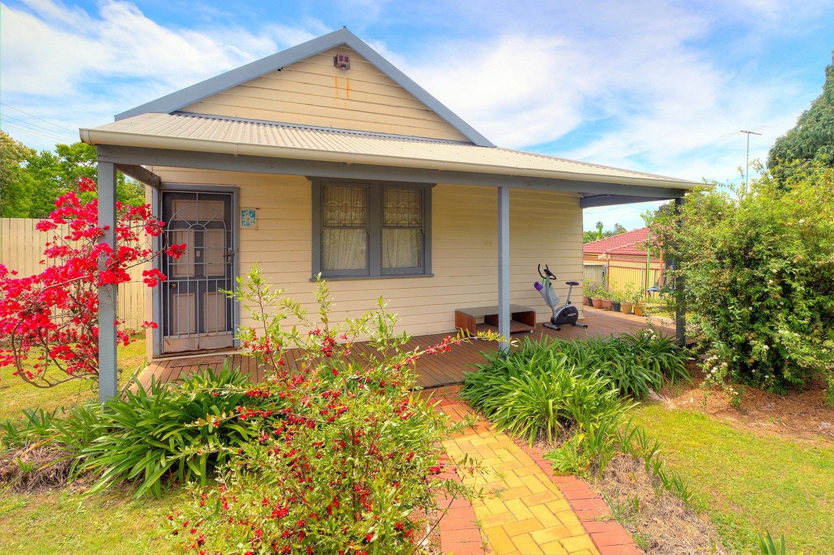 4 bedrooms House in 69 Gilba Road GIRRAWEEN NSW, 2145