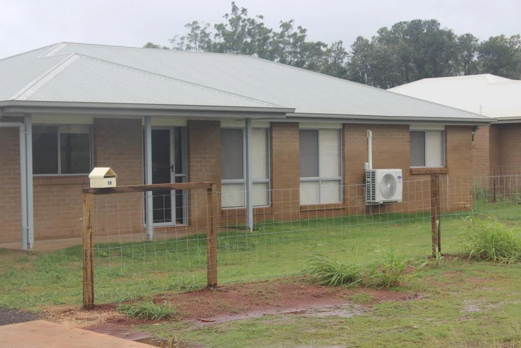 16 DUKE STREET, Memerambi QLD 4610