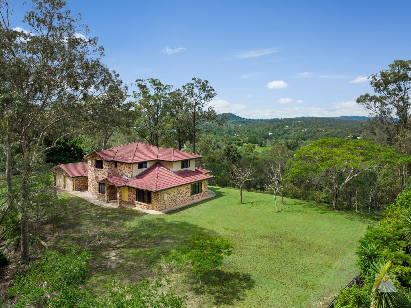 37 Bakers Hill Place, Anstead Property History & Address Research