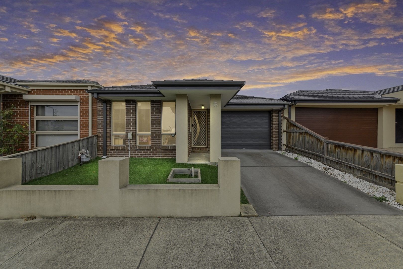 8 Woodbine Street, Pakenham VIC 3810, Image 0