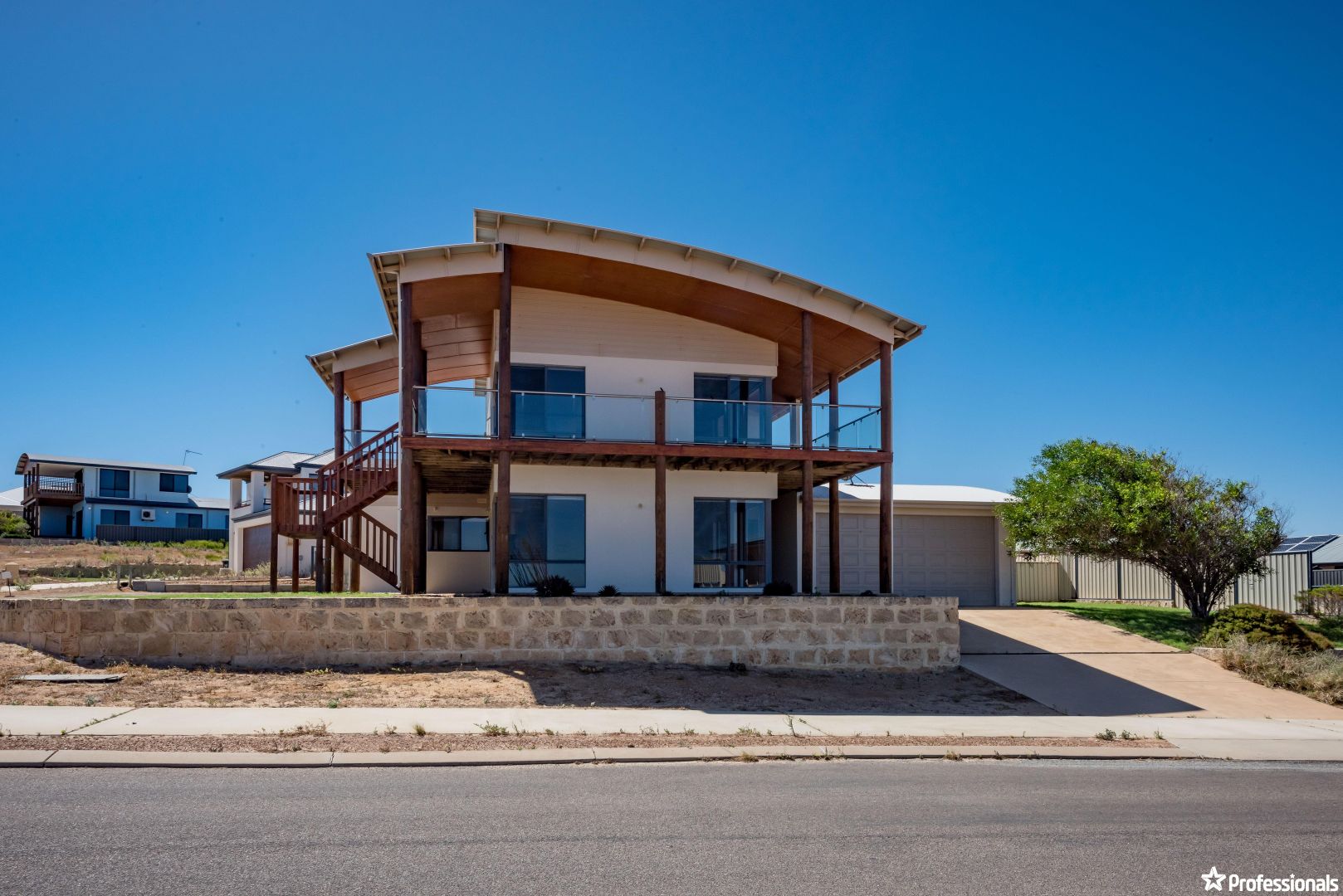 2 Emily Way, Dongara WA 6525 Domain