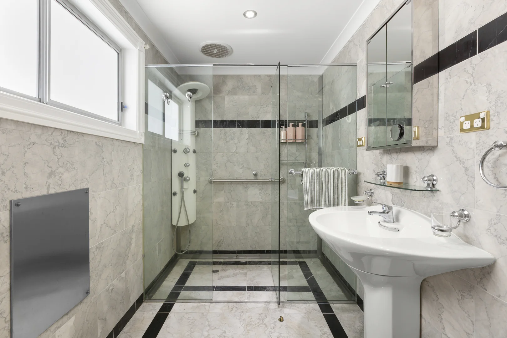 Additional image 17 of 9 Thomas Street, Kew VIC 3101