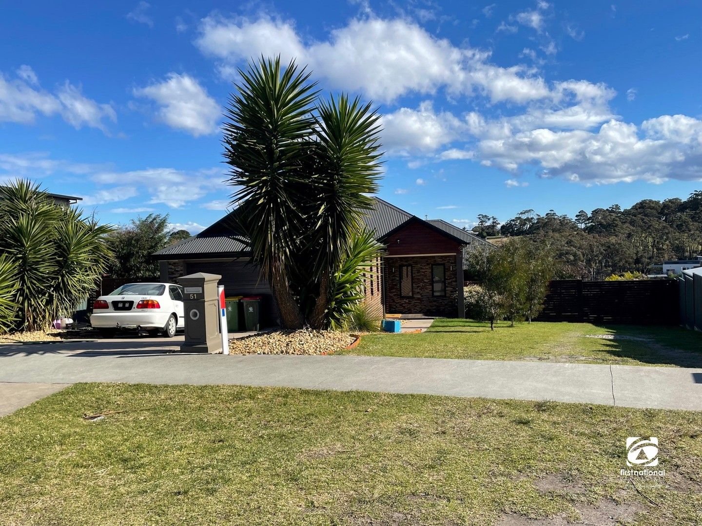 4 bedrooms House in 51 Country Club Drive LAKES ENTRANCE VIC, 3909
