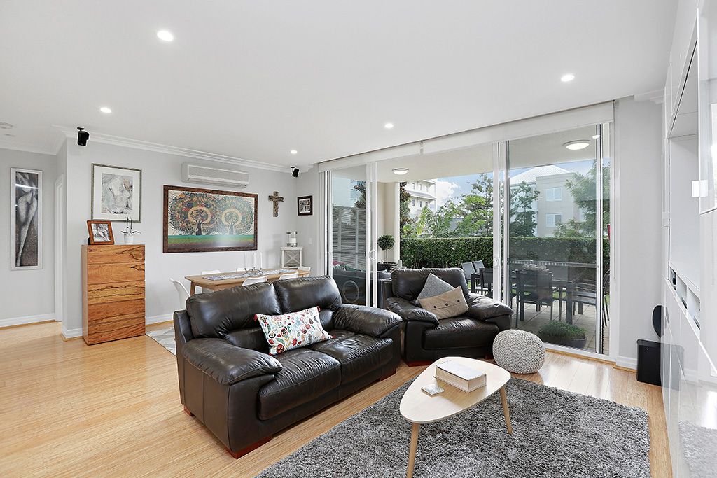 101/10 Peninsula Drive, Breakfast Point NSW 2137, Image 2