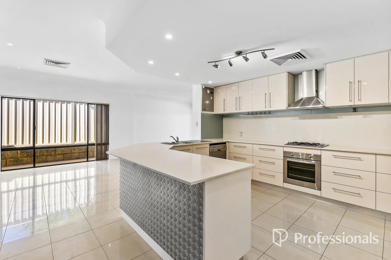 Additional image 3 of 14A Beverley Tce, South Guildford WA 6055