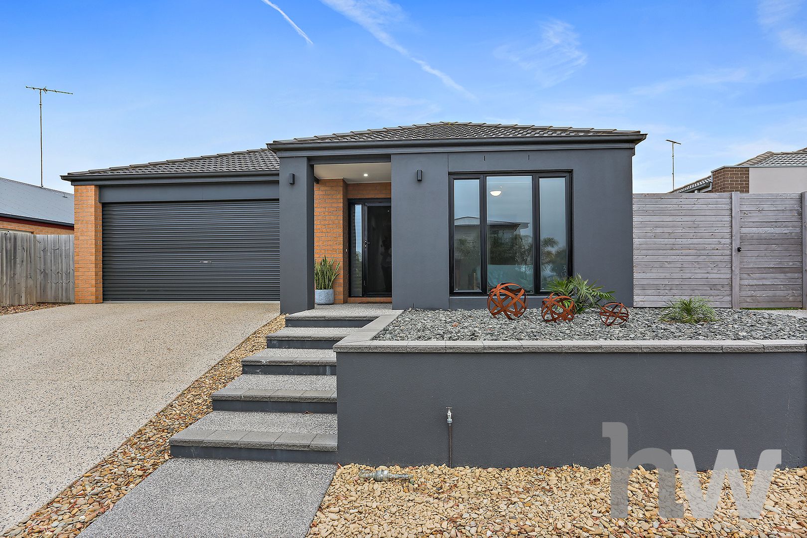 27 Tannin Way, Waurn Ponds VIC 3216, Image 1