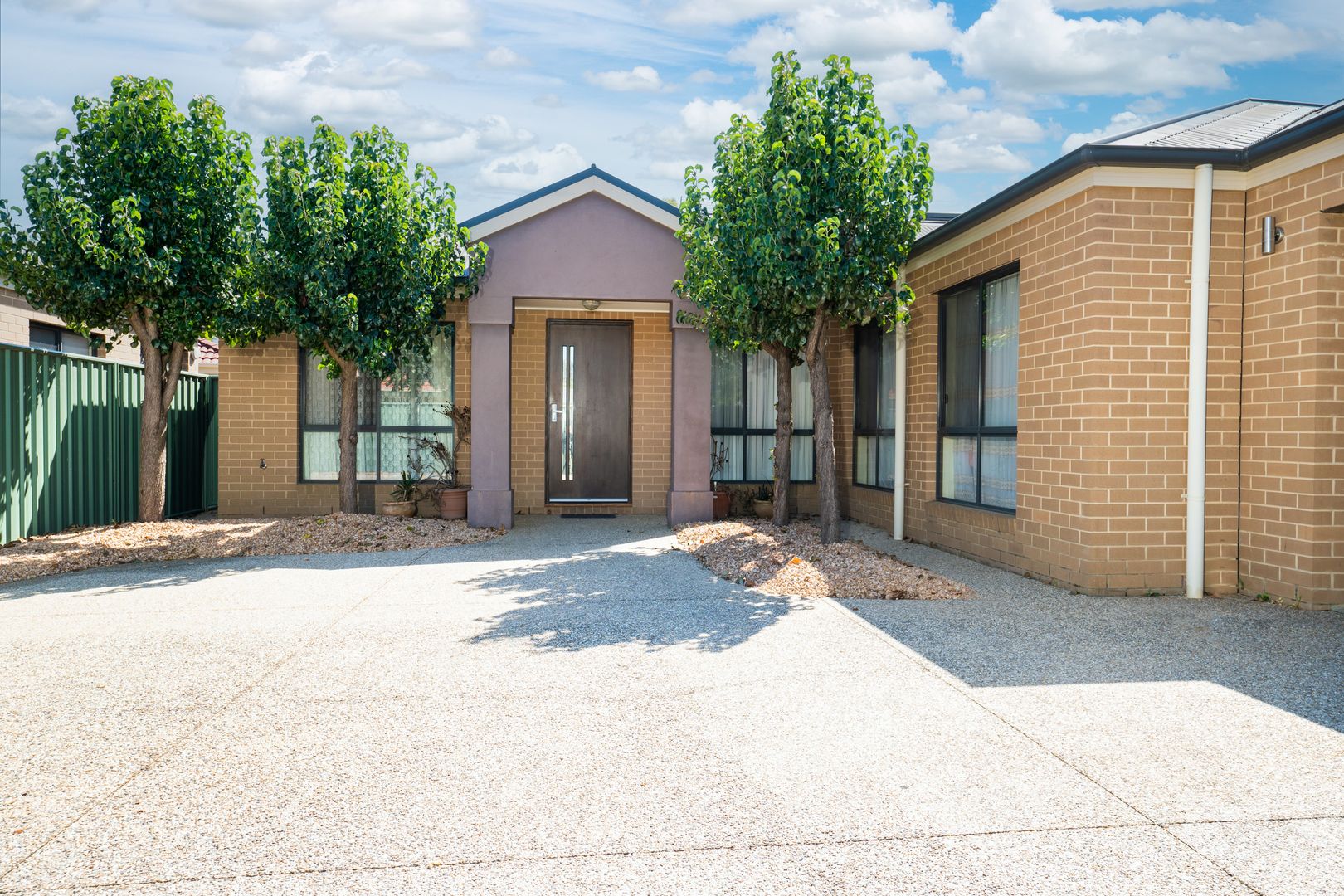 2/12 Robbins Drive, East Albury NSW 2640, Image 1