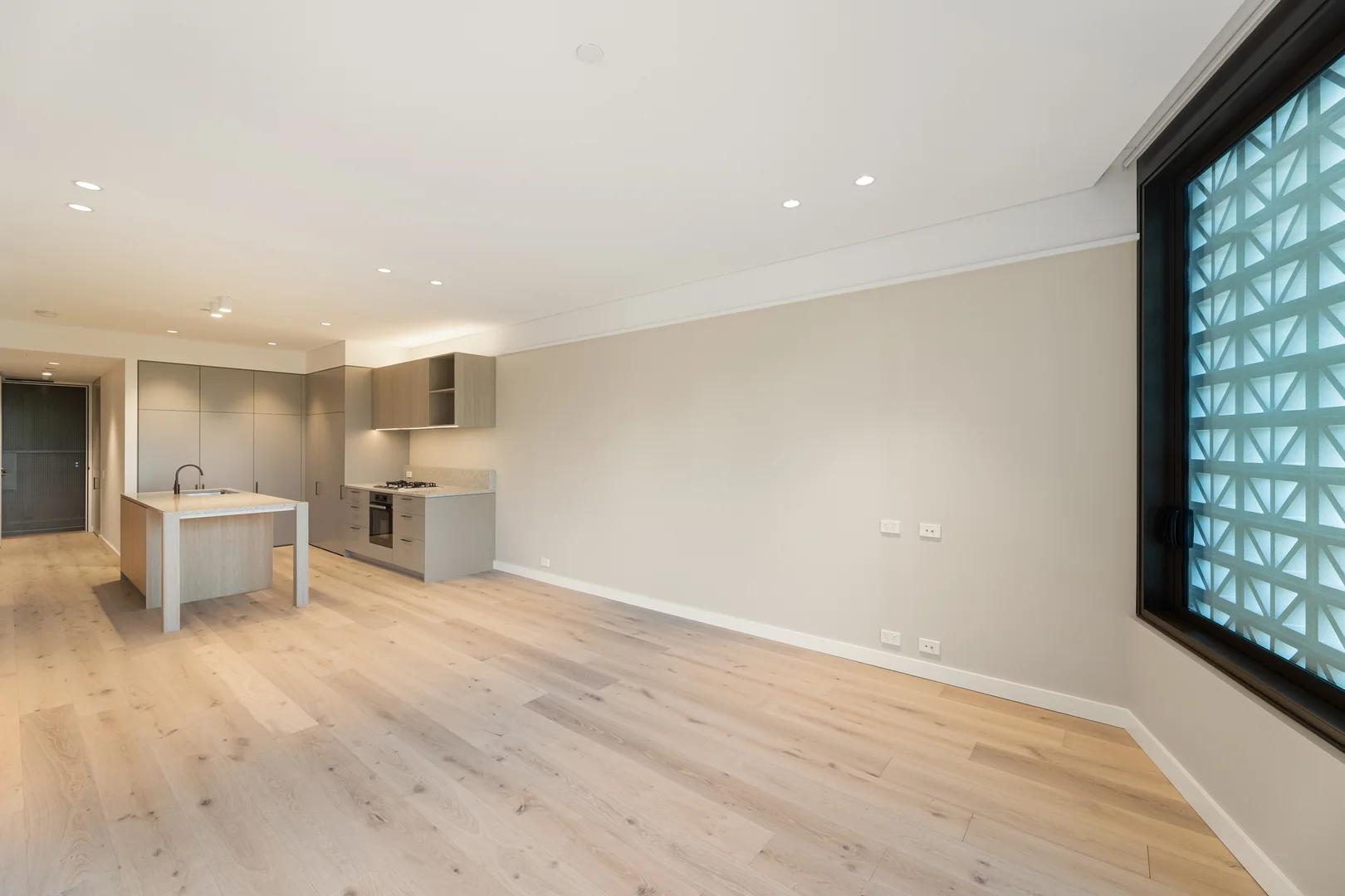 Additional image 4 of 302/470 Main Street, Kangaroo Point QLD 4169