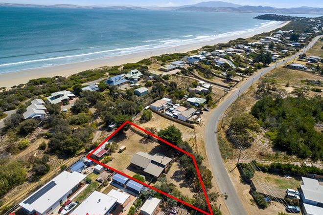 Picture of 263 Carlton Beach Road, CARLTON TAS 7173