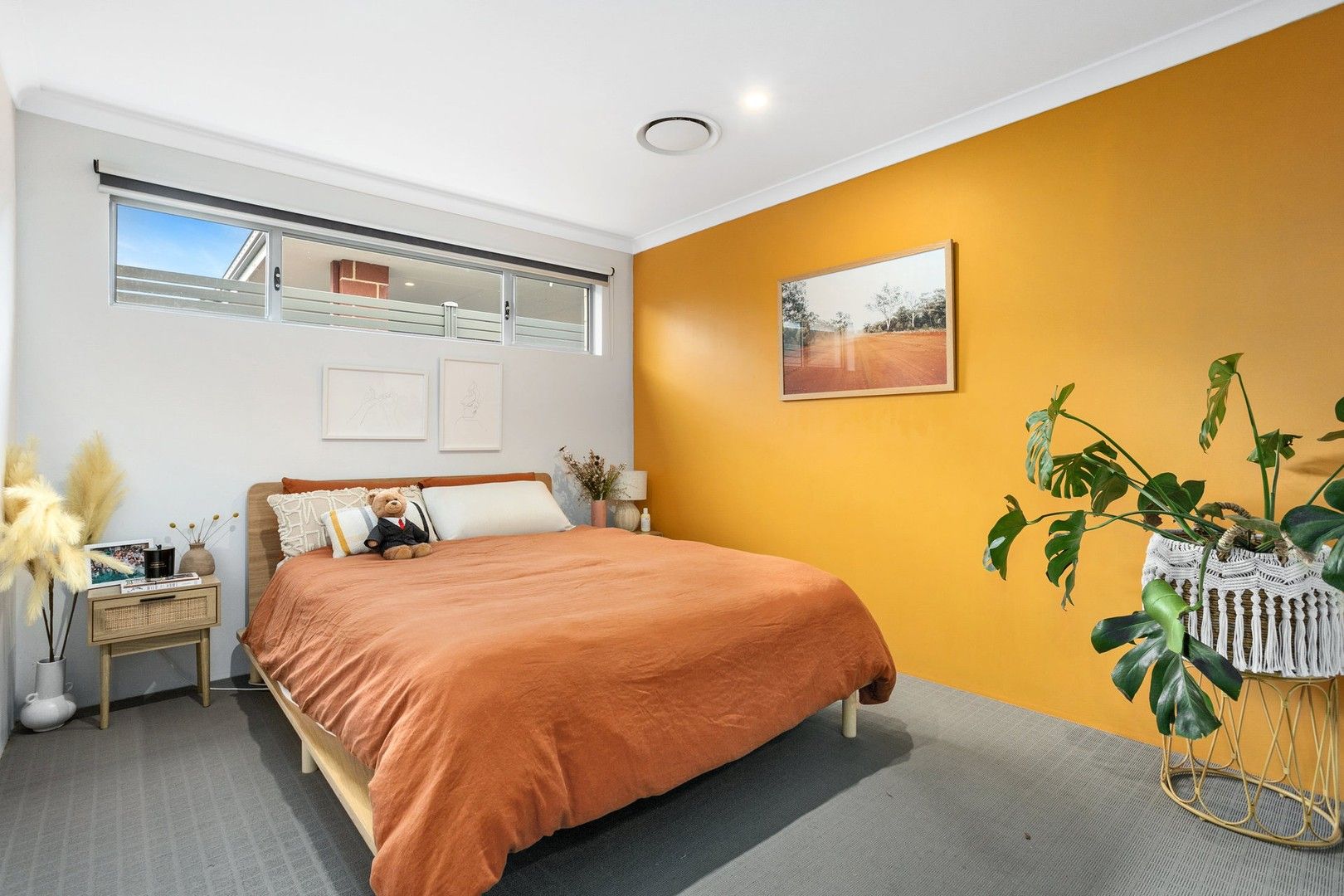 4 bedrooms House in 24 Ligado Avenue AVELEY WA, 6069