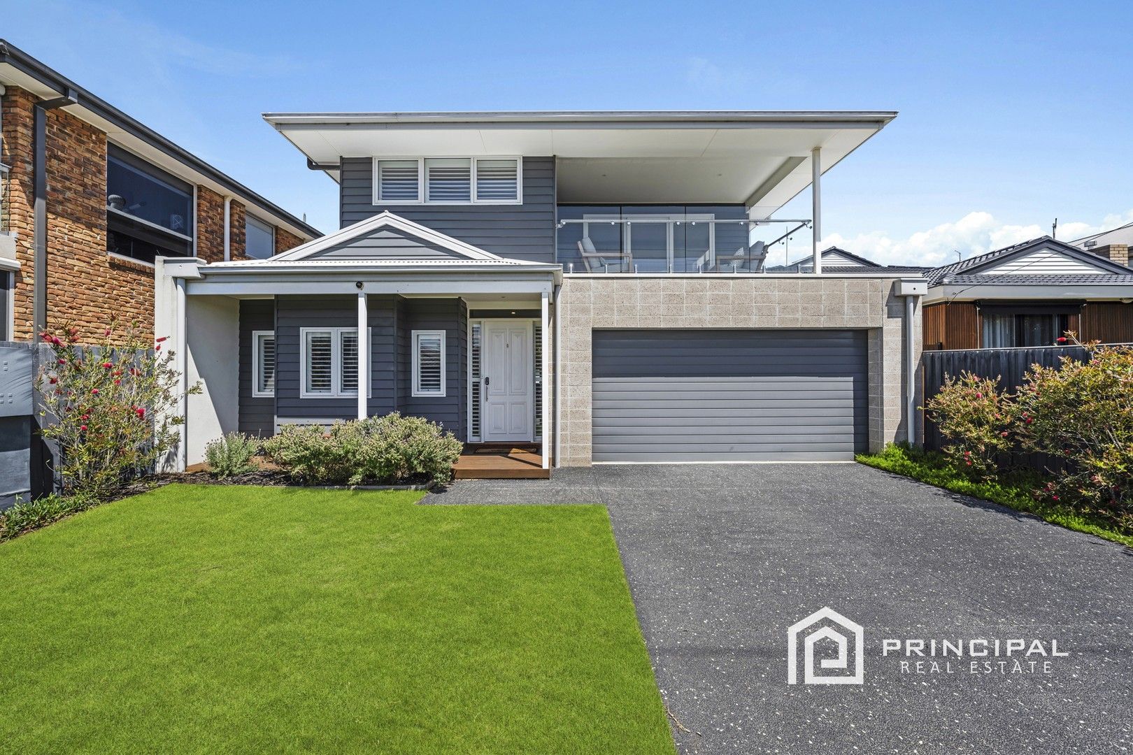 4 bedrooms House in 4 Newberry Avenue BONBEACH VIC, 3196