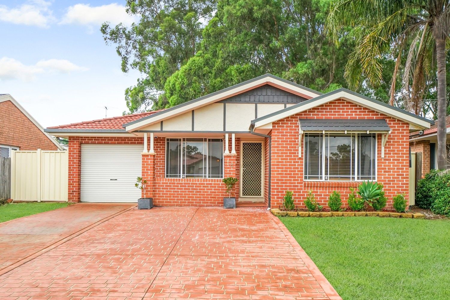 18 Olympus Drive, St Clair NSW 2759