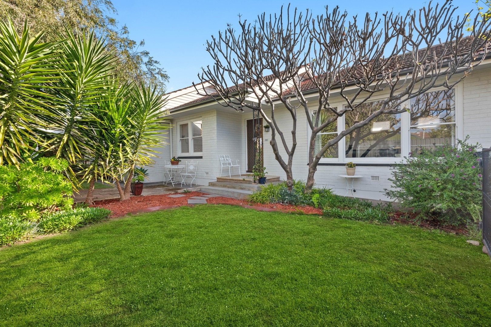 4 bedrooms House in 42A Kauri Parade SEACLIFF SA, 5049