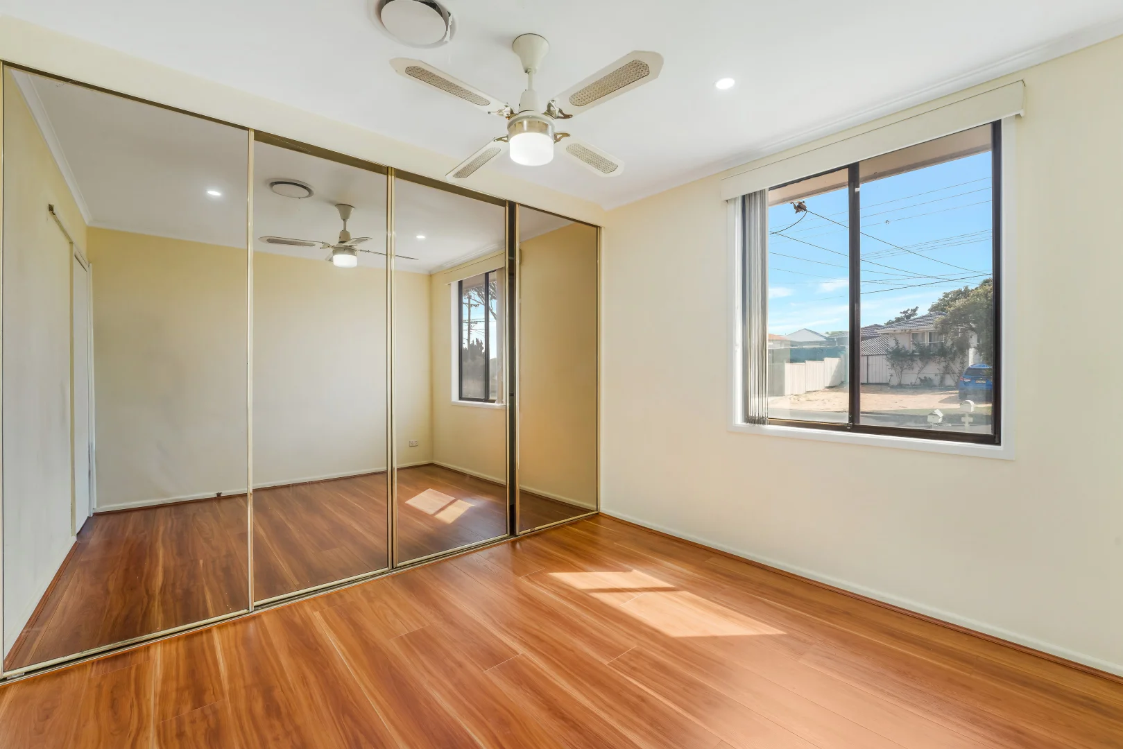 Additional image 11 of 8 & 8a Clingan Avenue, Lurnea NSW 2170