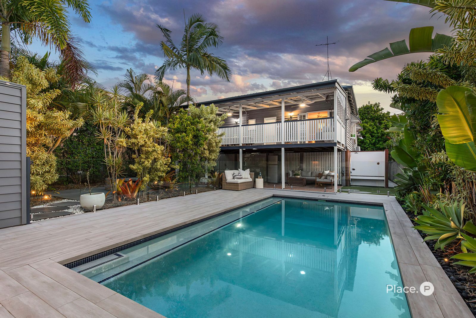 4 bedrooms House in 144 Juliette Street GREENSLOPES QLD, 4120