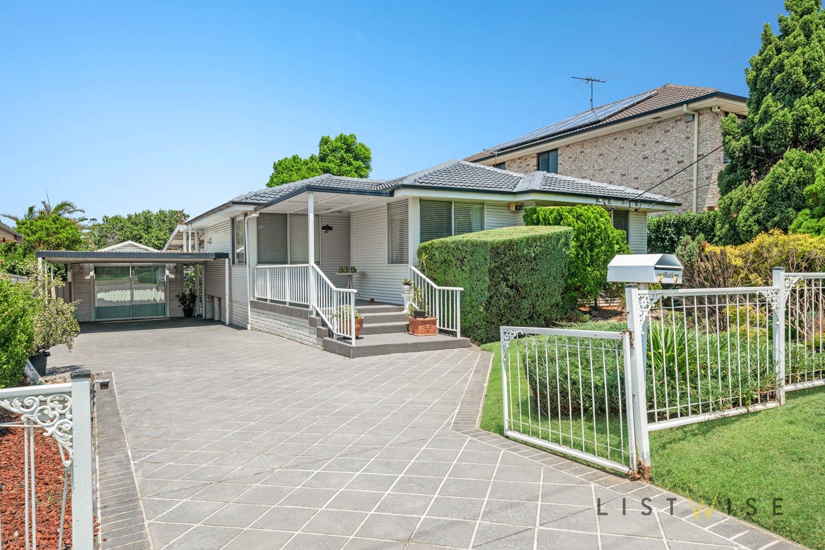 27 Brentwood Street, Fairfield West NSW 2165, Image 0