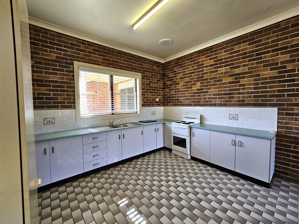 3/17 Hall Street, Gilgandra NSW 2827 Apartment For Rent 195 Domain