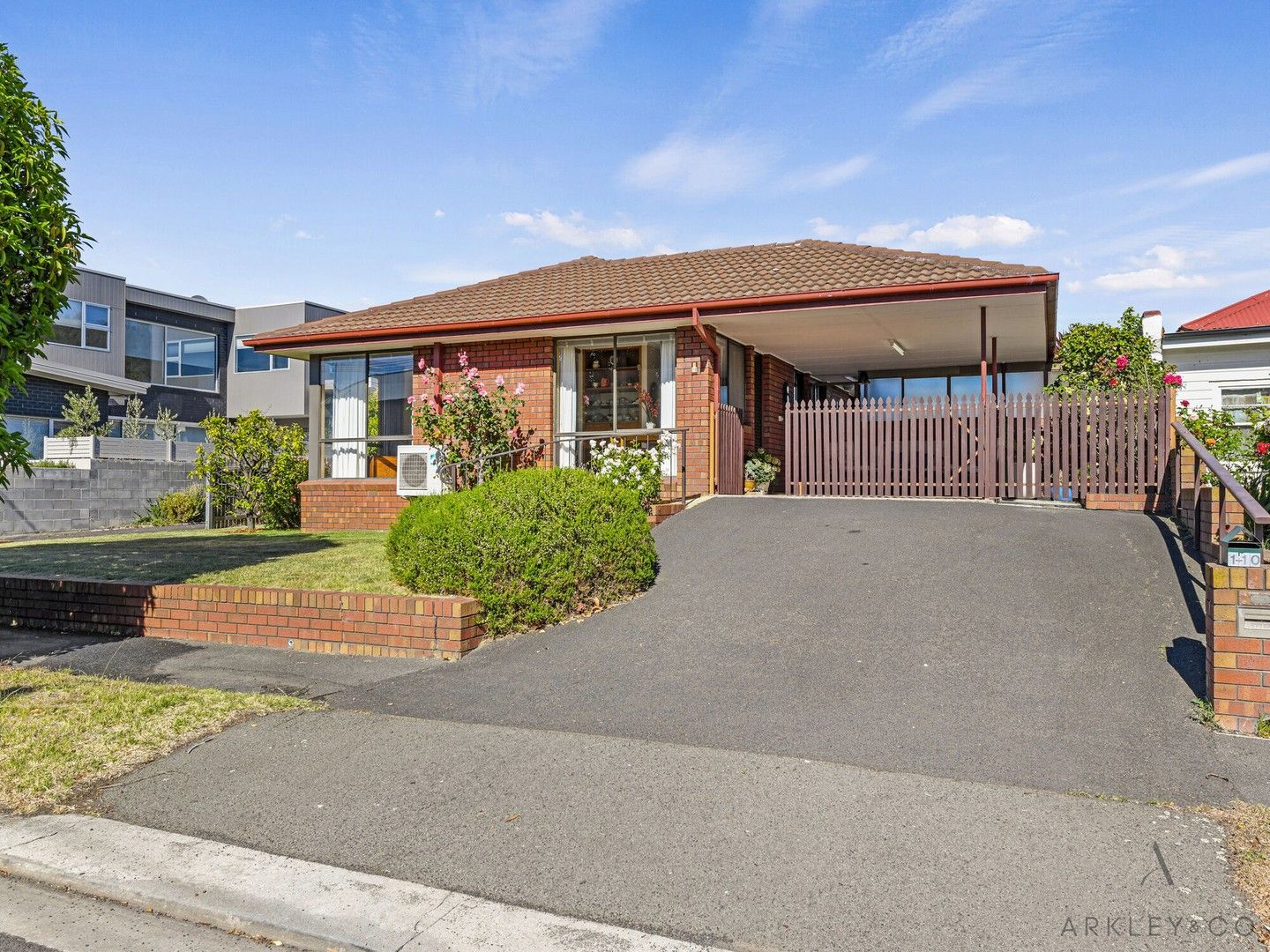 1/10 Wellington Road, Lindisfarne TAS 7015, Image 0