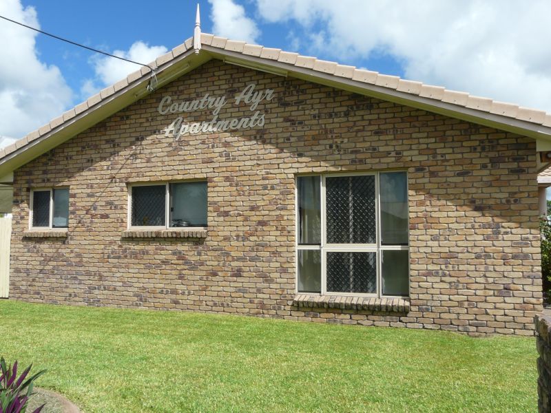 Unit 1/135 GRAHAM Street, Ayr QLD 4807, Image 2