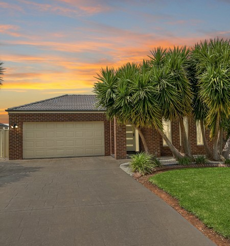 17 Calabria Road, Griffith NSW 2680