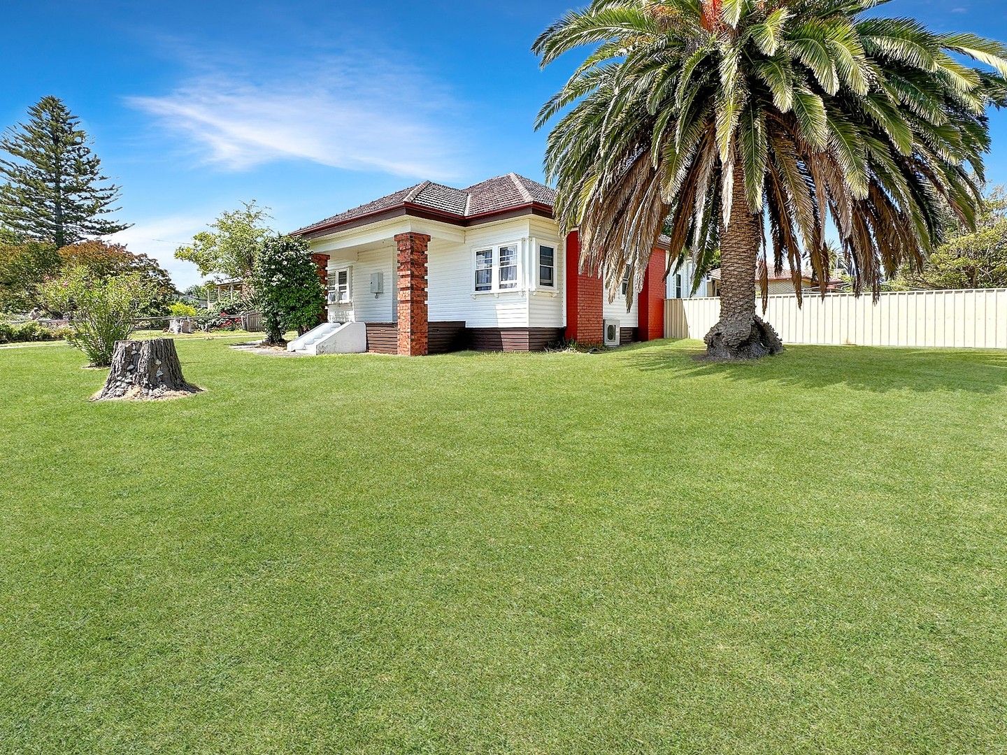 3 bedrooms House in 208 Nicholson Street ORBOST VIC, 3888