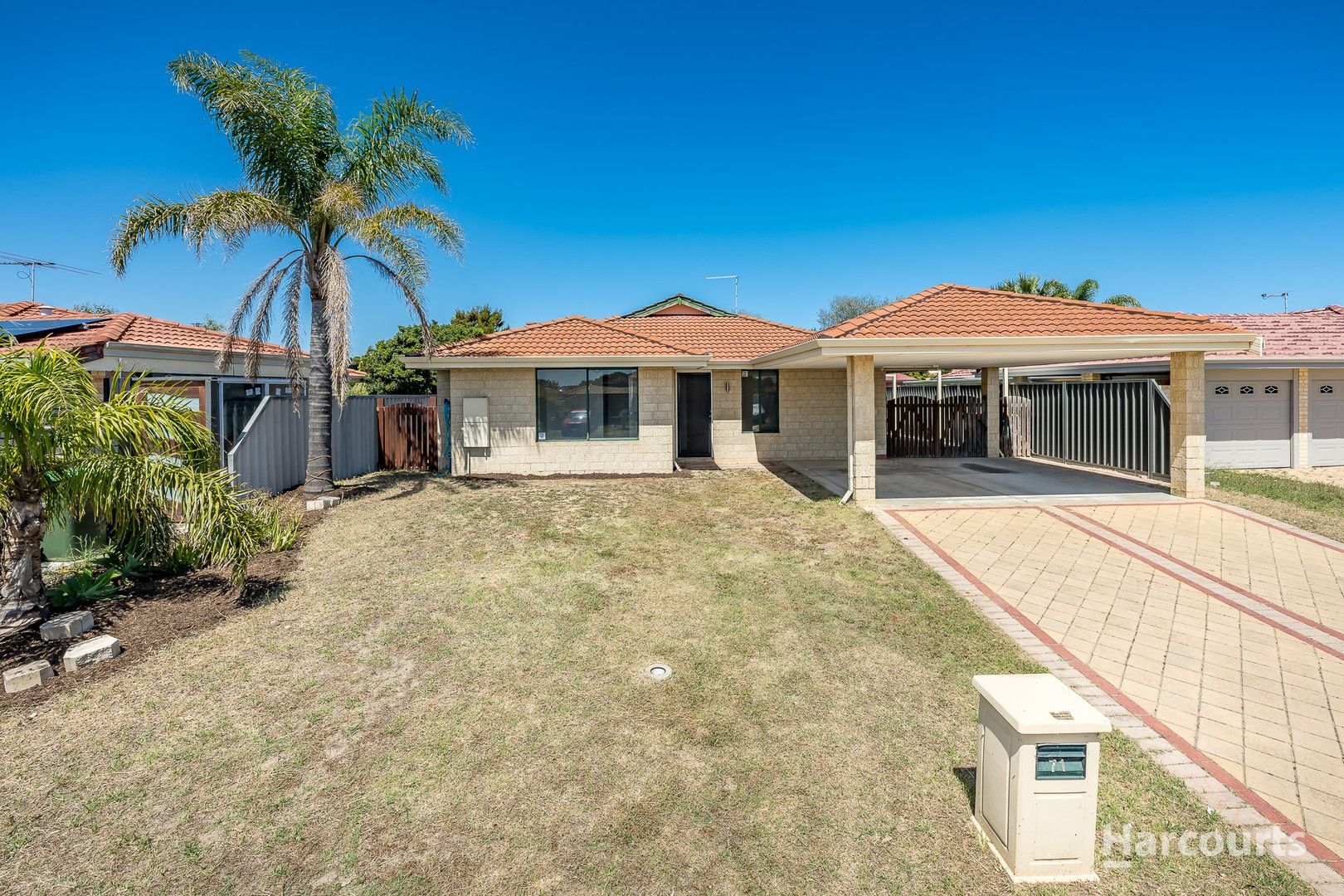 4 bedrooms House in 71 St Barnabas Boulevard QUINNS ROCKS WA, 6030