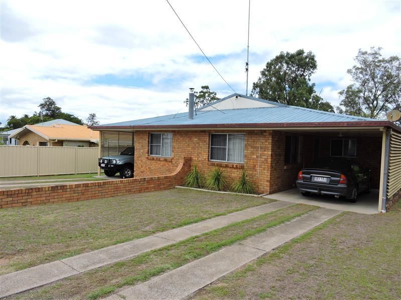 50 Locke St, Warwick QLD 4370, Image 2